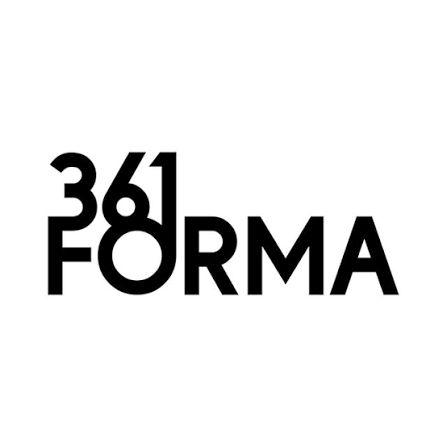 Trys_sesi_vienas_forma